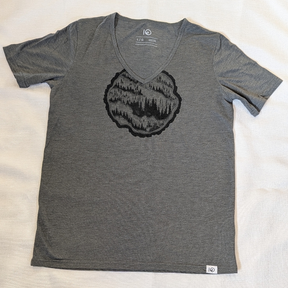 Tentree Olive Green V-Neck Tree Graphic Tee Women's Large
